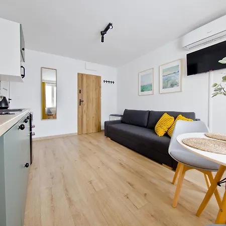 Apartment Yellow Sea Relax Navodari